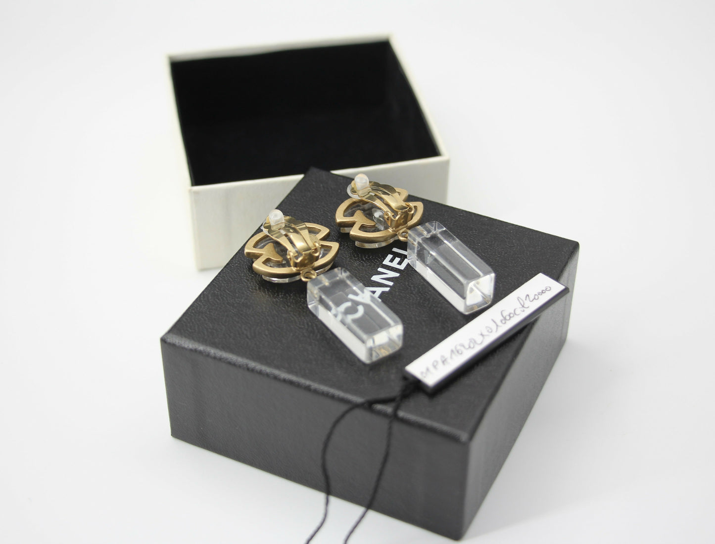 9ff3d7370ab2109a4d52d0d359d9f312