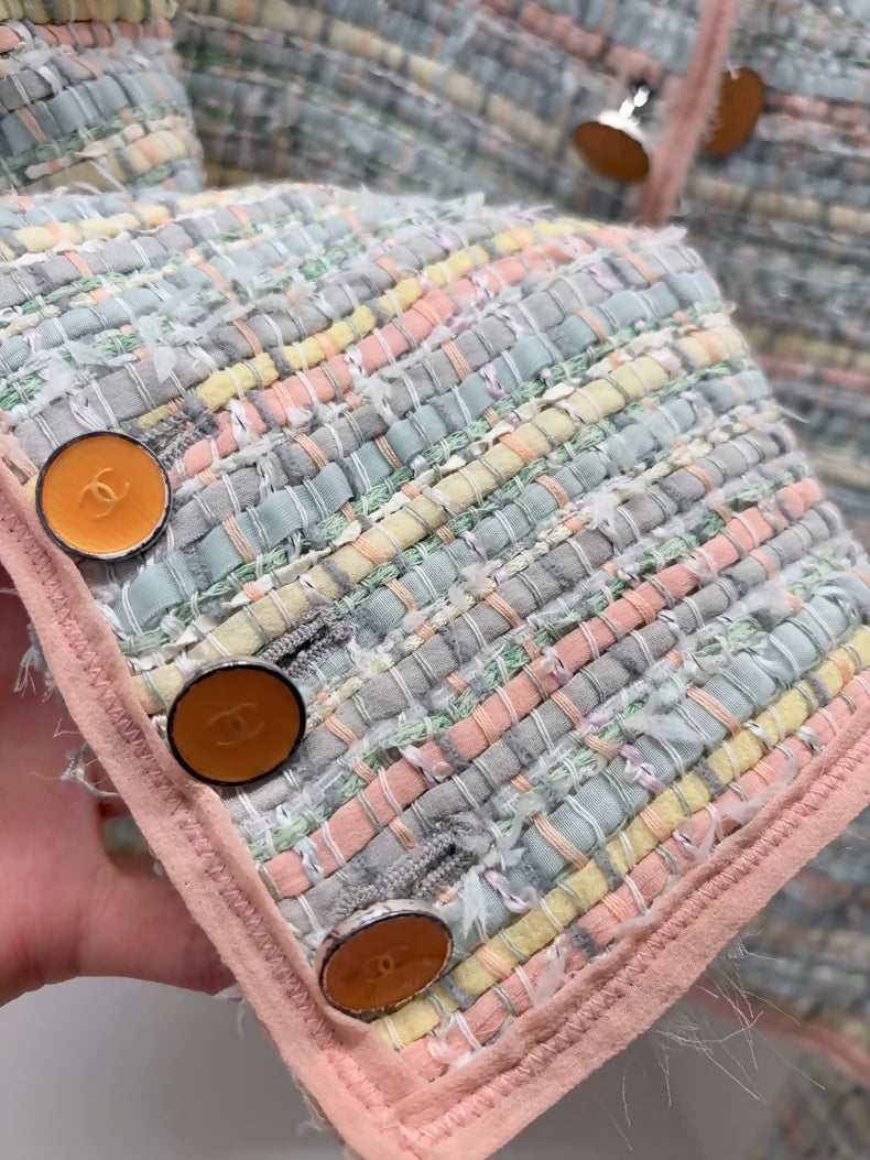 Chanel 05P Pink Green tweed Jacket