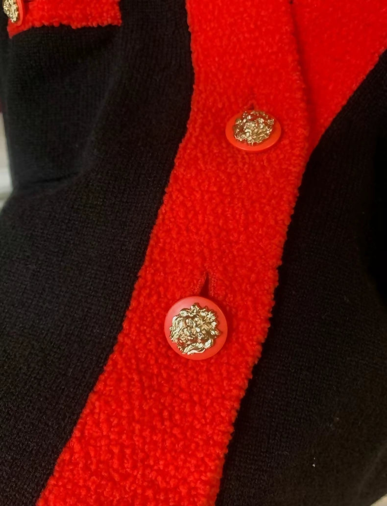 Chanel 19K black/red cashmere cardigan