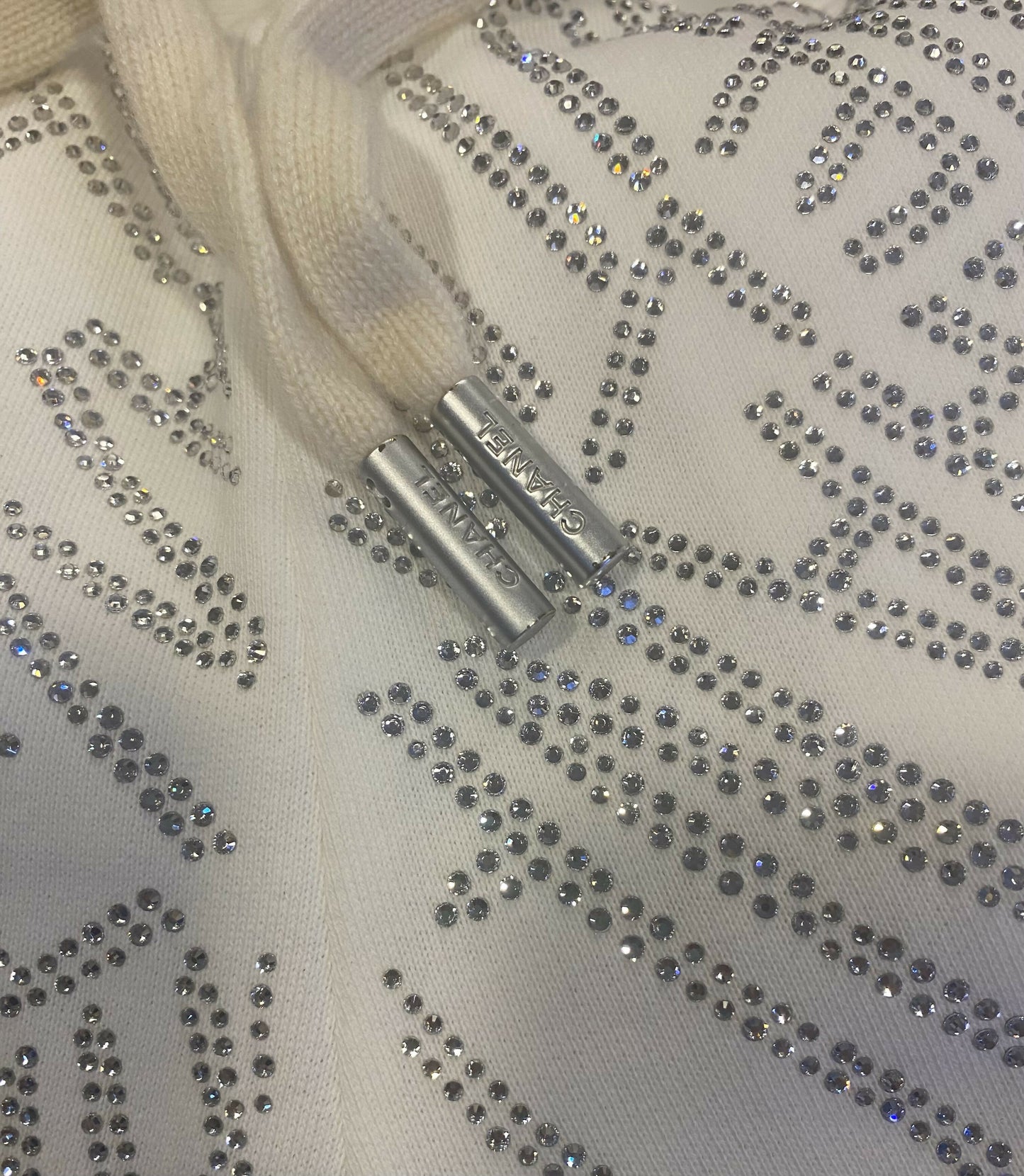 Chanel NWT 21N Coco Niege Swarovski CC White SweatPants Warm Winter Sport Pants FR 34