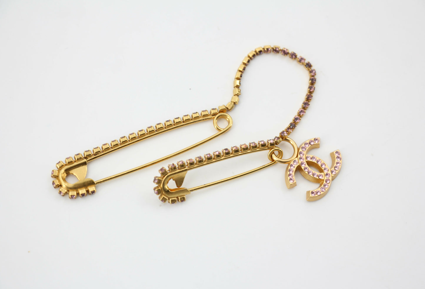 Chanel Vintage 02P Rhinestone Pink Gold-Plated Double Safety Pins Brooch