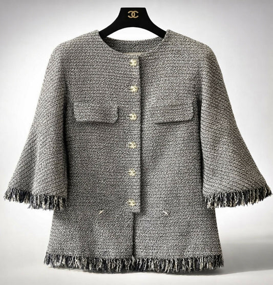 Chanel 18P Black White Ecru Boucle Tweed Fringe Jacket FR 44