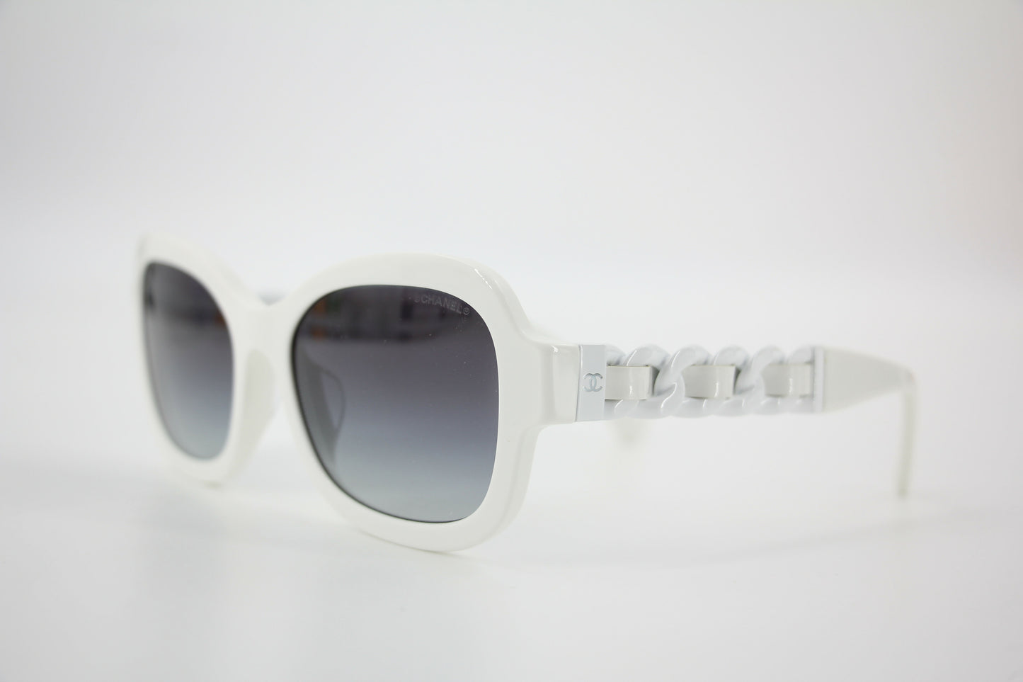 Chanel 2022 Resin White Sunglasses Model 5465QA 716/S6
