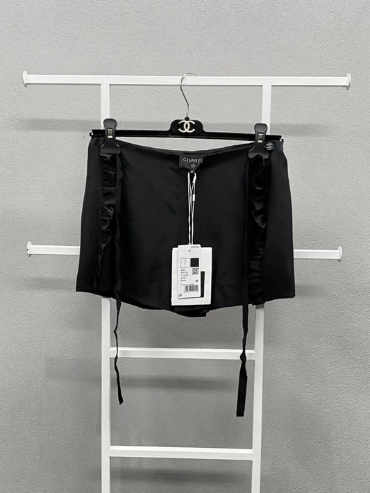 Chanel 21c black shorts