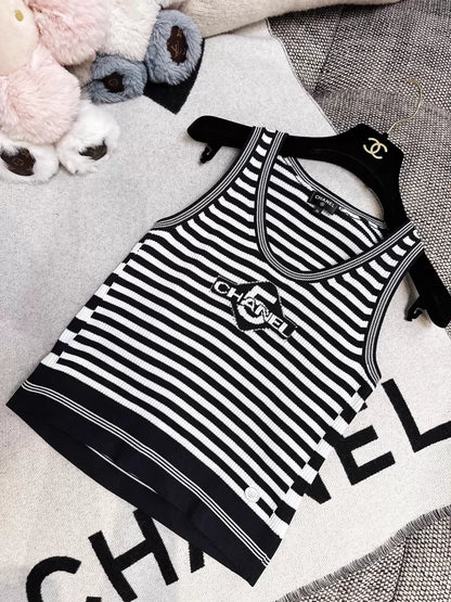 Chanel 23C black and white striped top