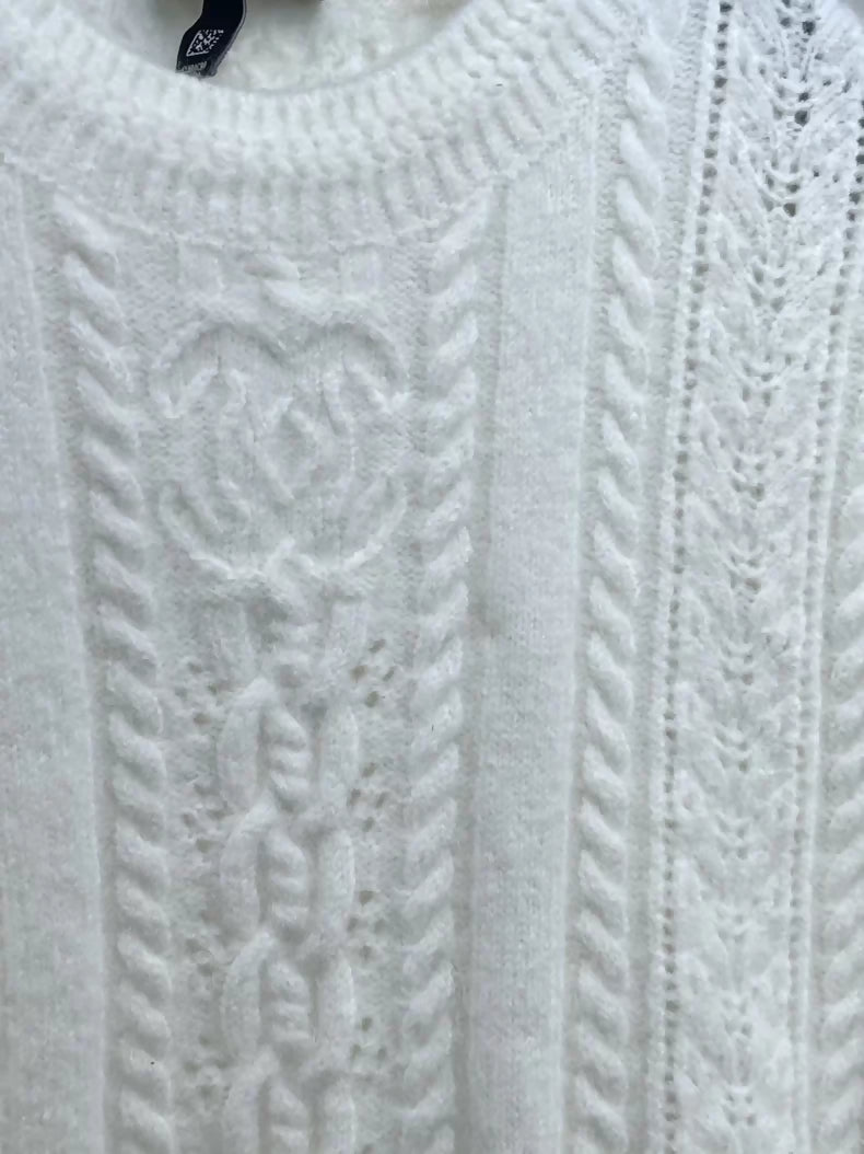 Chanel 24N white cashmere knit sweater