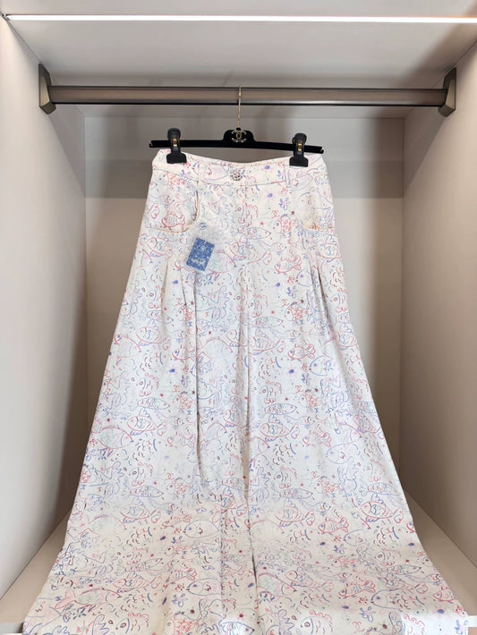 Chanel 25c white denim wide-leg pants with fish prints