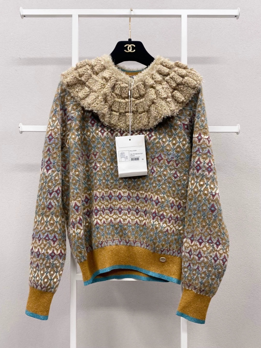 Chanel 19A Egyptian series gold thread knitted sweater