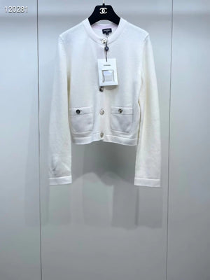 Chanel 25B ecru Cardigan