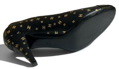 Chanel 23B Interlocking CC Logo Black Gold Lambskin Classic Pump Heels EU 39.5