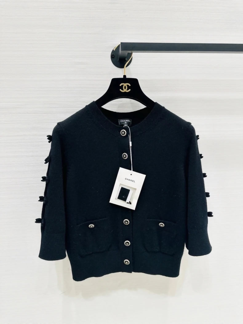 Chanel 25k black bow-tie knit cardigan