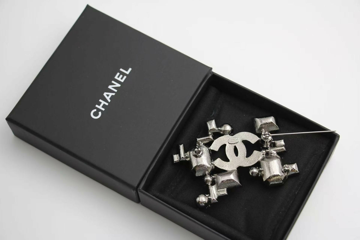 Chanel Vintage 05P Coloured Rhinestones Blue Brooch