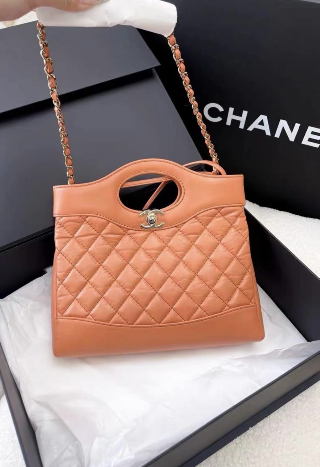 CHANEL Chanel 31 Mini Orange Aged Calfskin Gold Hardware - Mini Crossbody Bag - Secondhand luxury from Wararni