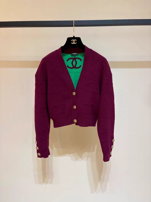 Chanel 21P double-C embossed burgundy cashmere cardigan