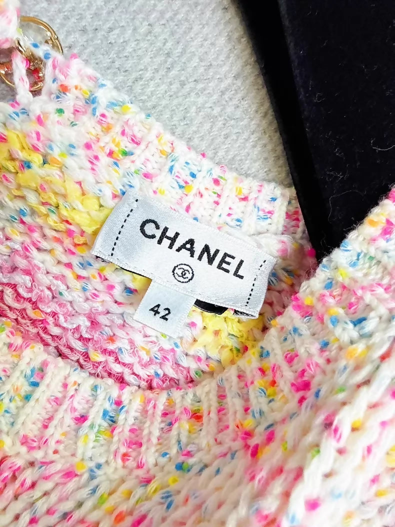 Chanel 24C Pink Heart Knit Top