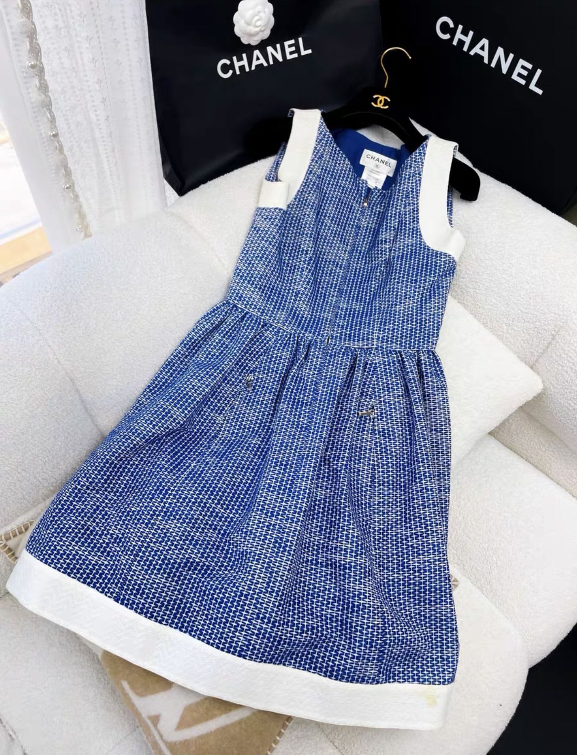 CHANEL Chanel blue and white dress - 34 Dress - Secondhand luxury from Wararni