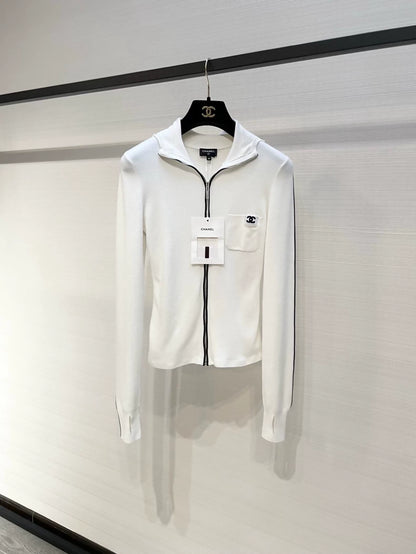 Chanel 25N white cashmere cardigan