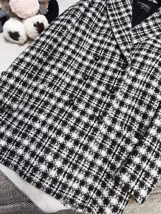 Chanel 21B black and white tweed coat