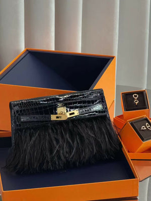 Hermès Kelly Élan Feather (Plumes) Noir Shiny Alligator / Crocodile with Gold Hardware