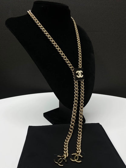 Chanel 22B black enamel double C necklace