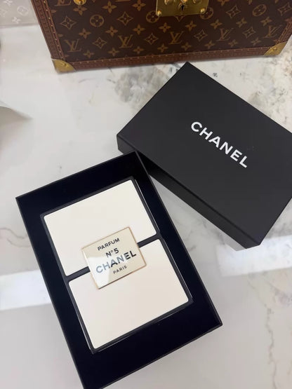 Chanel 2020 White and Black Calfskin No.5 Perfume Box Evening Clutch Gold Hardware