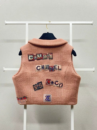 Chanel 21b pink tweed vest