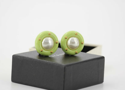 Chanel Vintage 96C Imitation Pearl Resin Light Green Round Clip-on Earrings