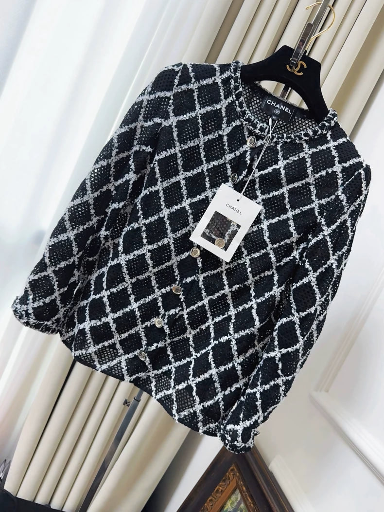 Chanel 25S black & white tweed jacket