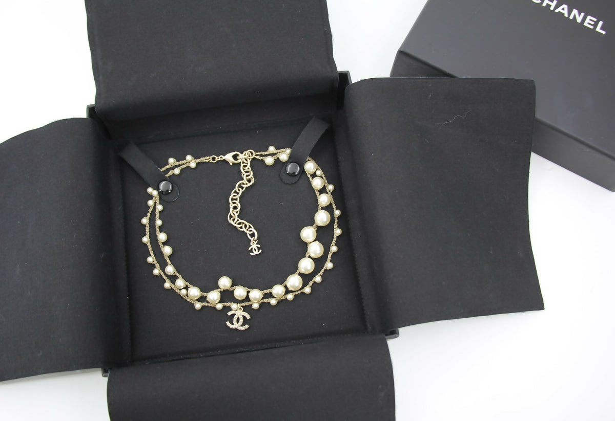 Chanel 18S Imitation Pearl & Woven Chain CC Necklace