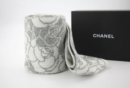 Chanel 23K Cotton Knitted Grey-white Camellia Scarf