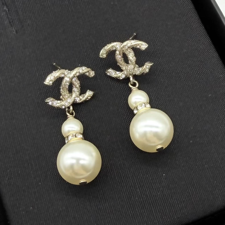 Chanel pearl pendant double C stud earrings