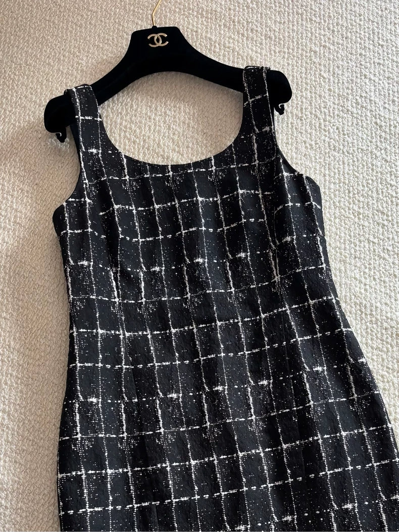 Chanel 14S Black and Pink Tweed Dress