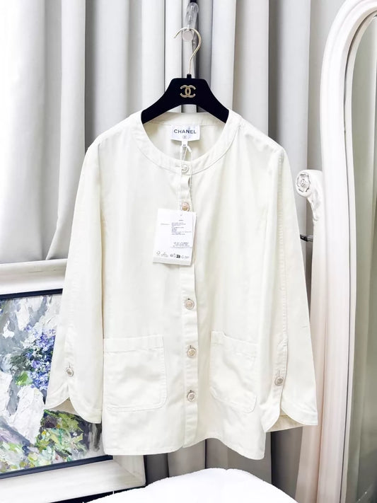 Chanel 26C off-white oversized jacket