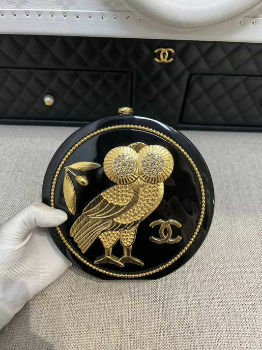 Chanel Owl Minaudière- Cruise 2018 collection