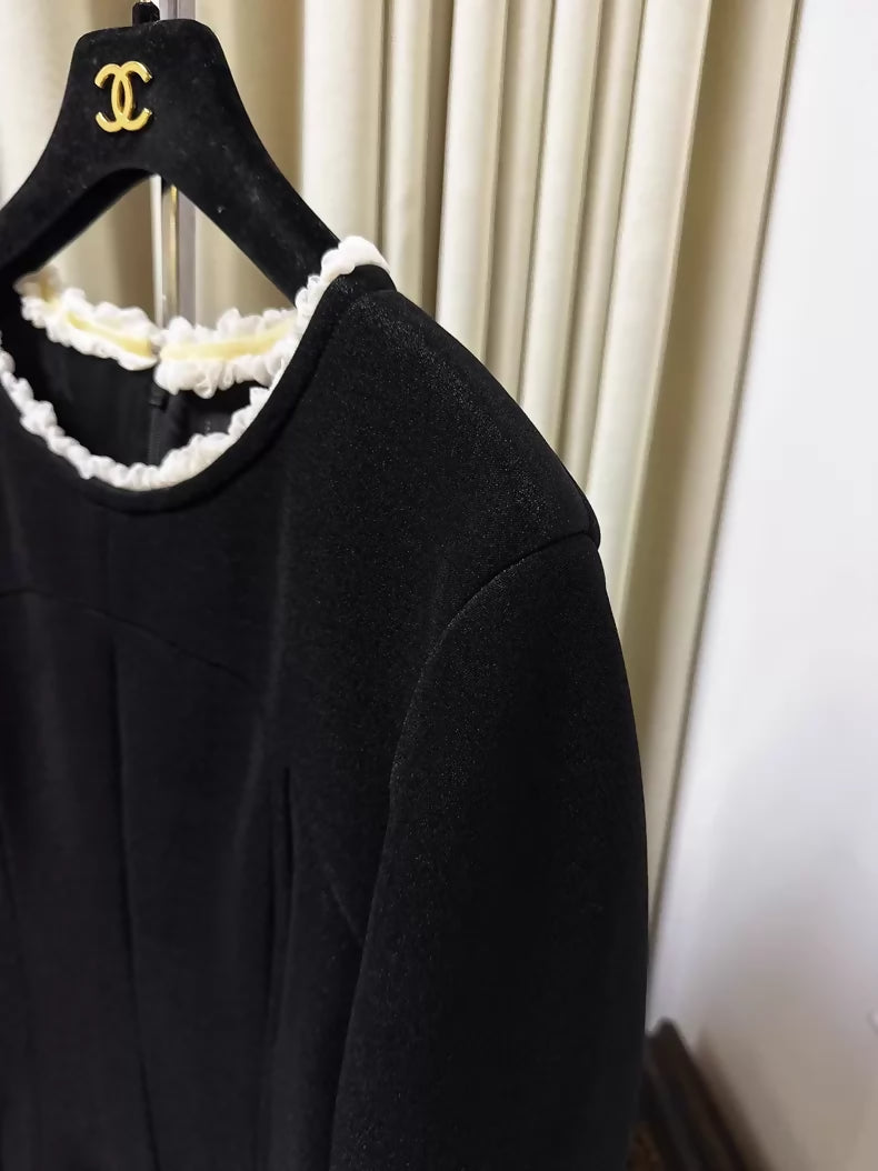 Chanel 2013 black and white long-sleeved dress